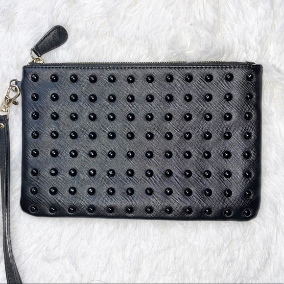 Studded black wristlet - Picture 1 of 3